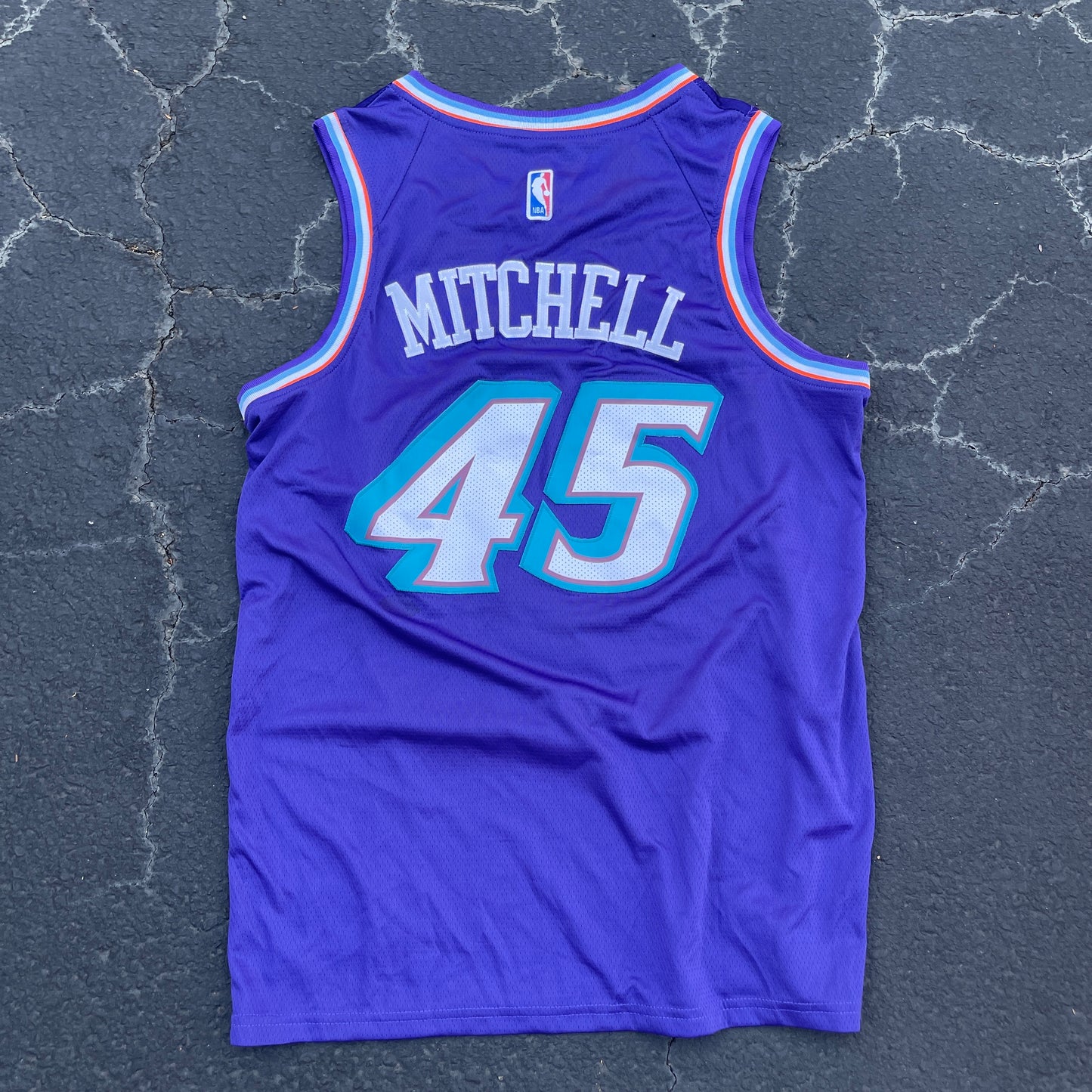 Nike Donovan Mitchell Utah Jazz Hardwood Classics Swingman Jersey Men's 2018 NBA