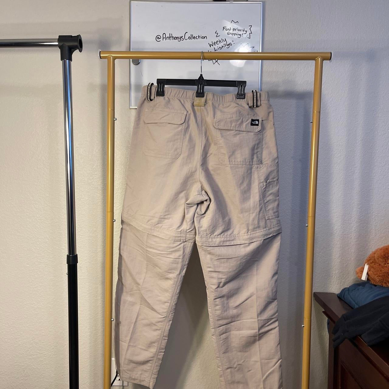 The north face pants/shorts size L